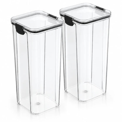 Boite croquettes chat - Stizi : duo de boîtes transparentes avec clips et joints noirs, sur fond blanc avec reflet discret - AstuceChat