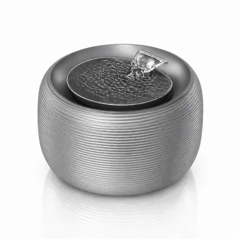  Fontaine à eau chat silencieuse - Oarty : modèle Noir Onyx - AstuceChat