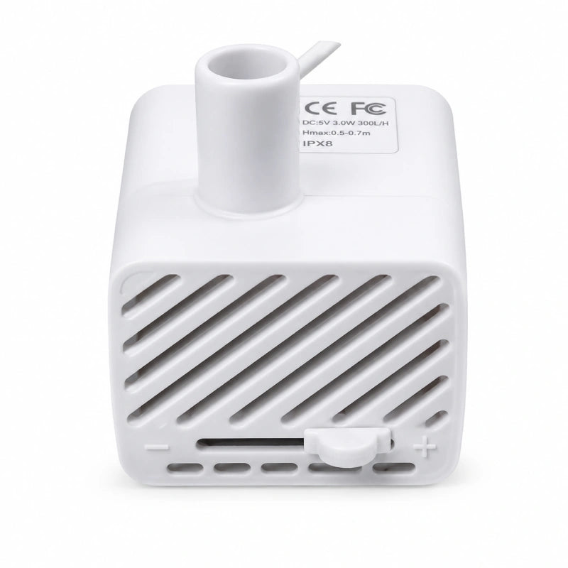 Fontaine eau chat compacte et élégante - Ovelou : pompe à eau avec débit réglable - AstuceChat