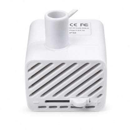 Fontaine eau chat compacte et élégante - Ovelou : pompe à eau avec débit réglable - AstuceChat