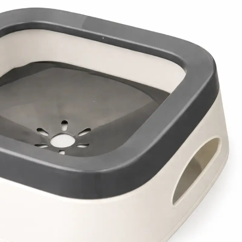 Gamelle eau chat - Gao : détail du design en coloris Graphite Ivoire - AstuceChat